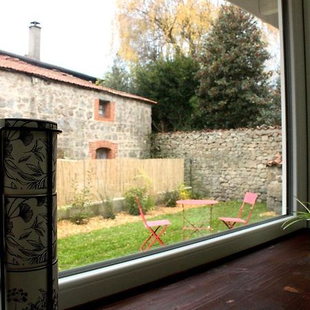 Superbe Appartement Avec Jacuzzi Et Jardin Prive Marlhes 外观 照片